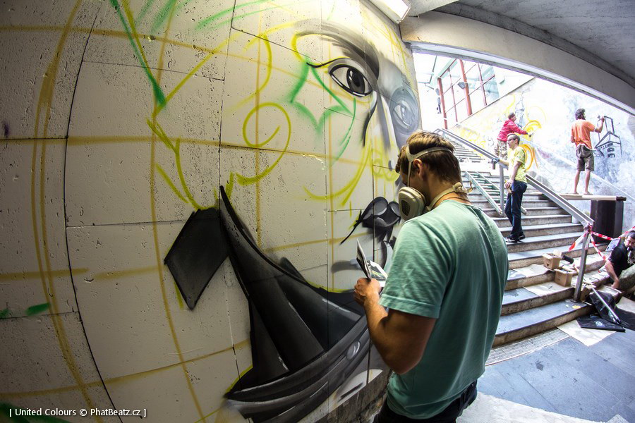 140613-15_UnitedColours2014_36