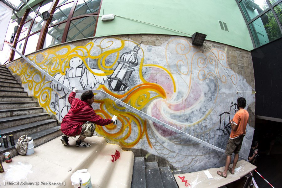 140613-15_UnitedColours2014_37