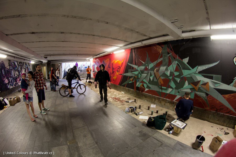 140613-15_UnitedColours2014_39