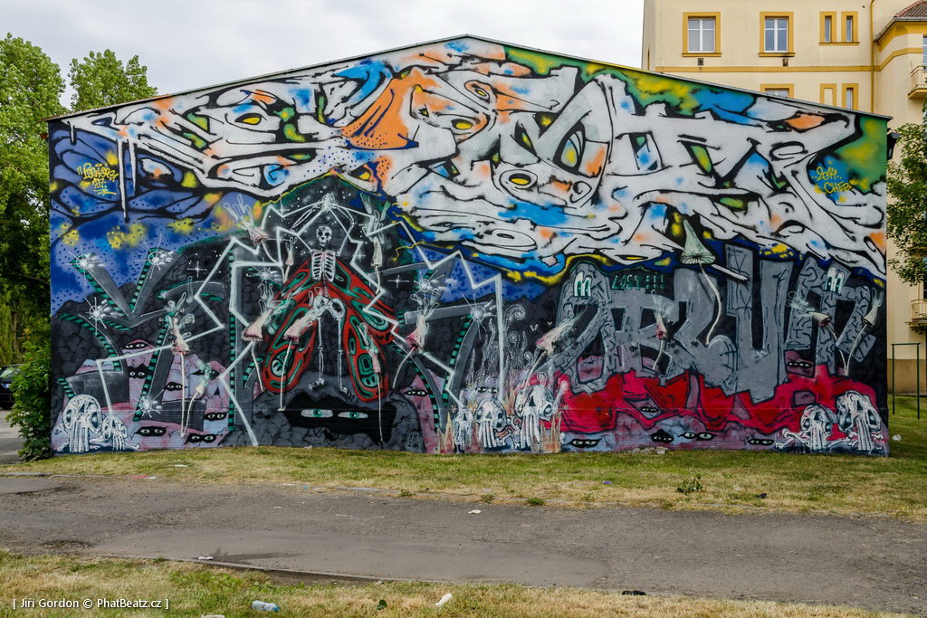 140622_GB5_XdogOblutPost_09