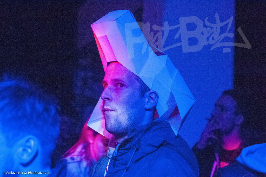 141205_8PLBPRDLKSM_124