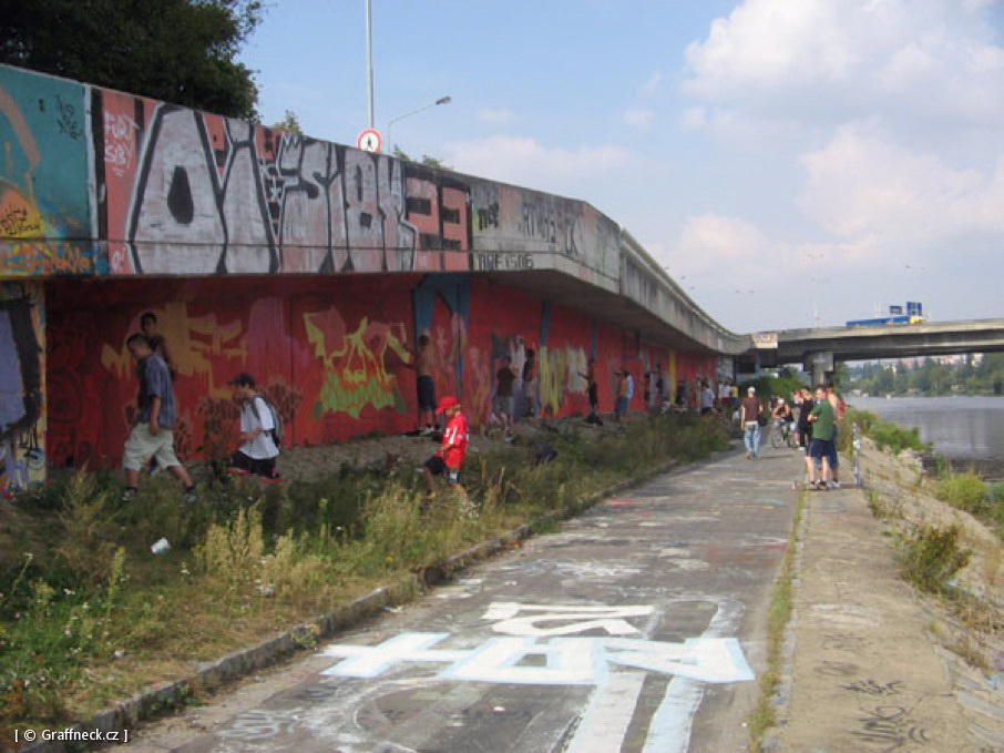 150619_Graffneck10_12 150619_Graffneck10_12