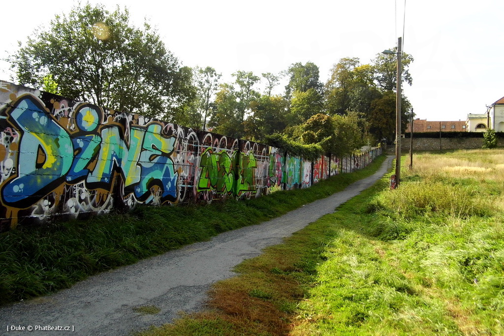 151003_NoO_tovarna_01