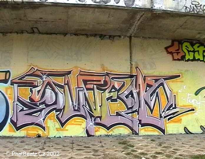 GraffBeatz - Barrandovský Most, Praha (9.4.2002)