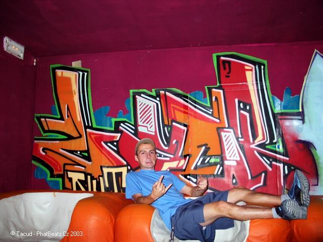 20kicktheshit2003