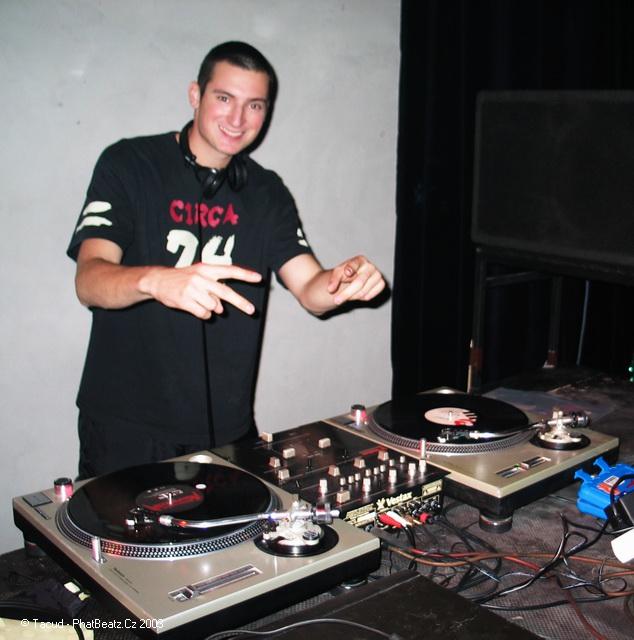 28kicktheshit2003