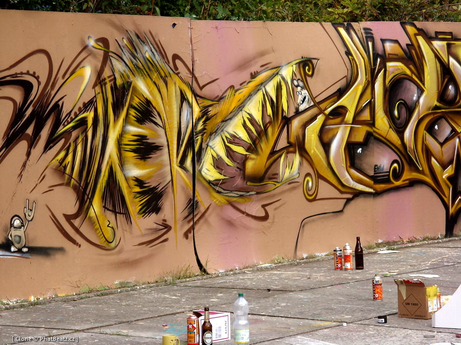 33_081005_Urban10