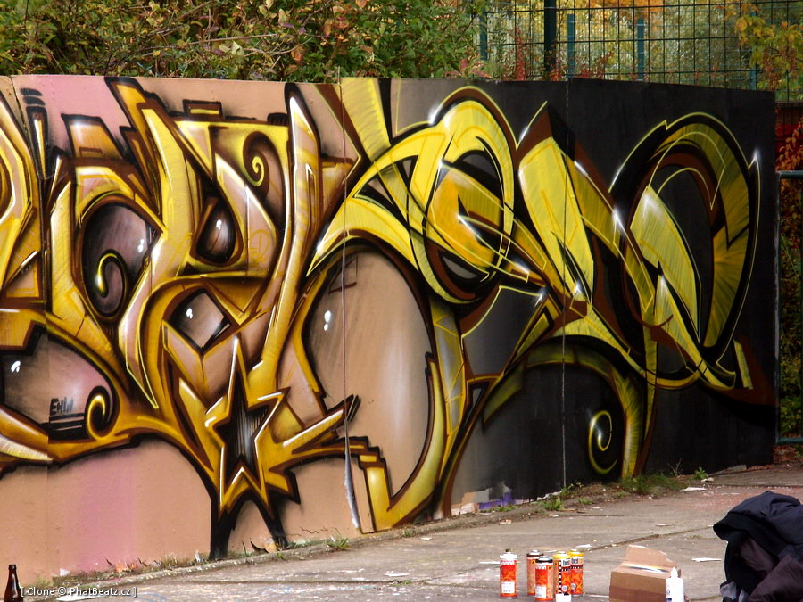 34_081005_Urban10