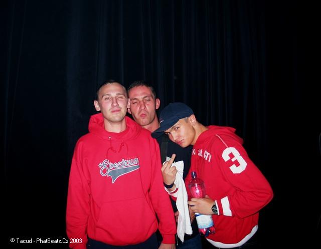 34kicktheshit2003