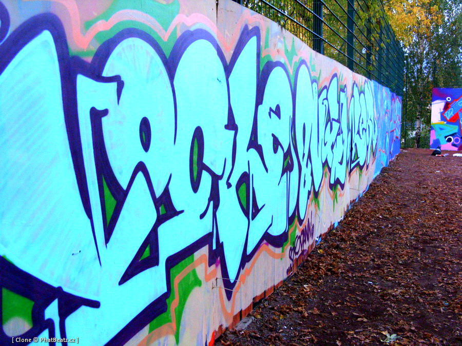 36_081005_Urban10