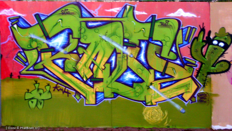 44_081005_Urban10
