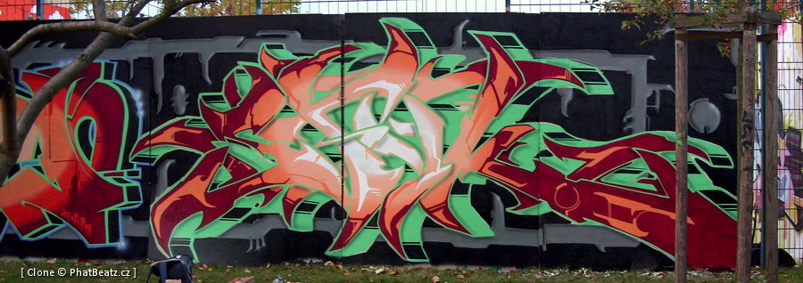 55_081005_Urban10