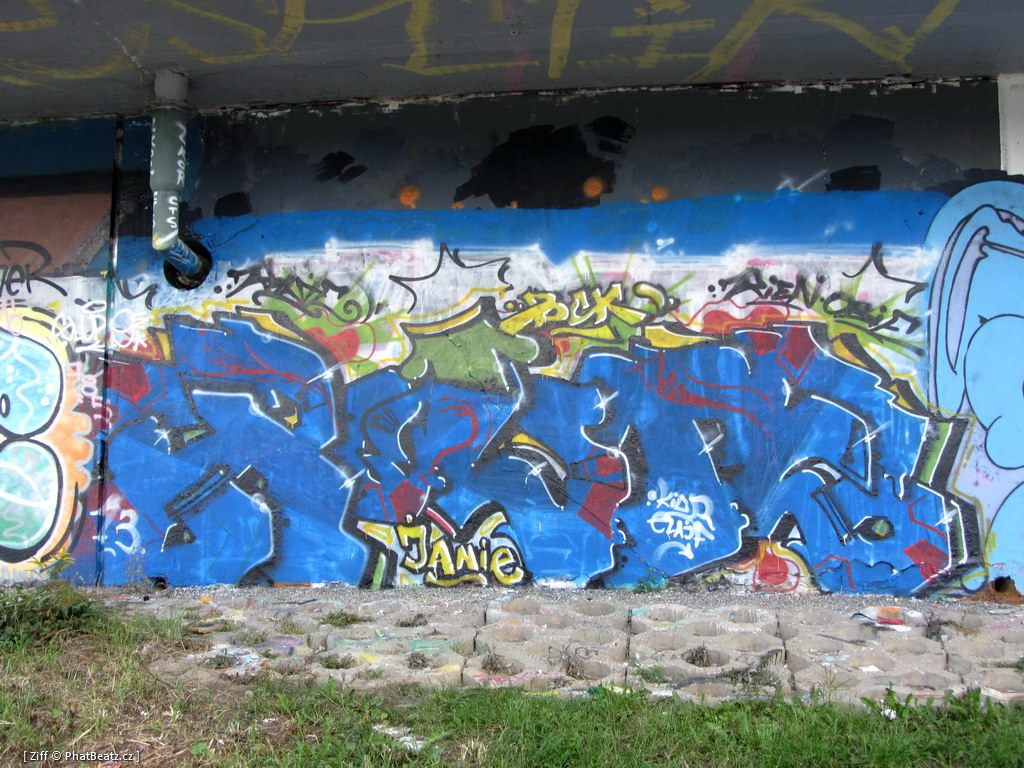 B-Side_009