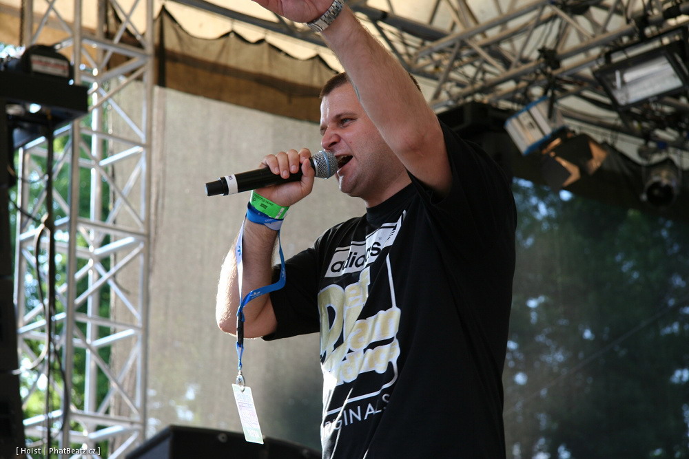 HHJ2010_017