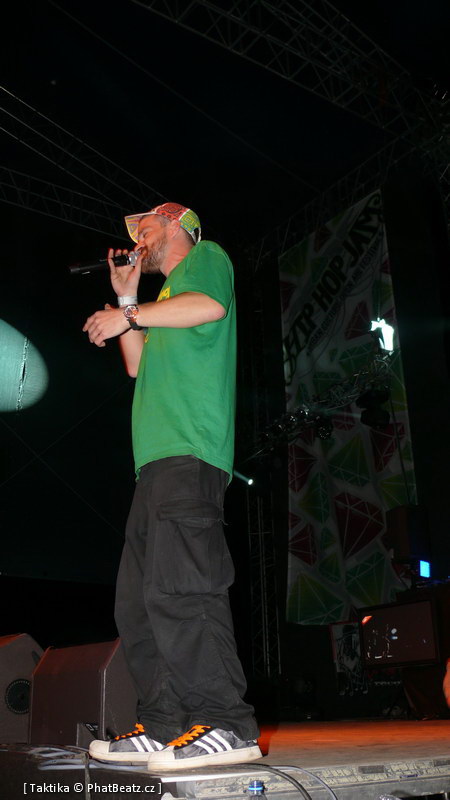 HHJ2011_24