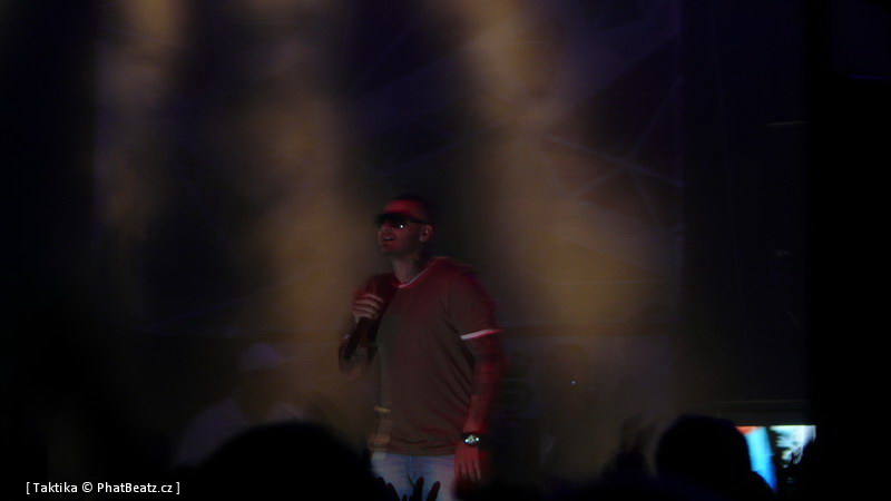 HHJ2011_48