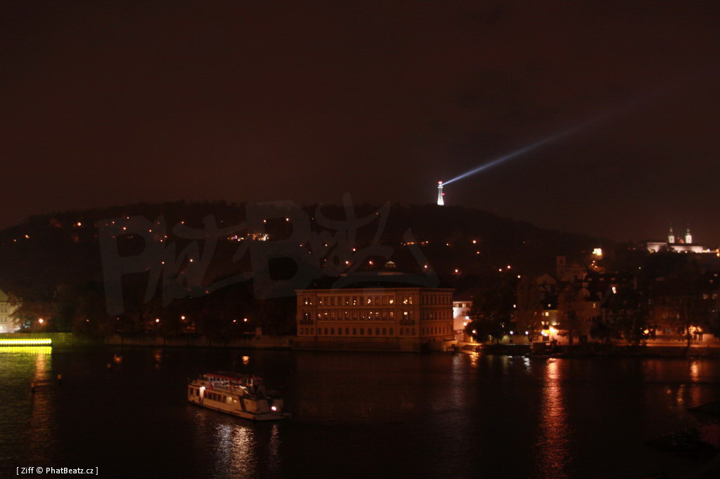 Signal_2013_49
