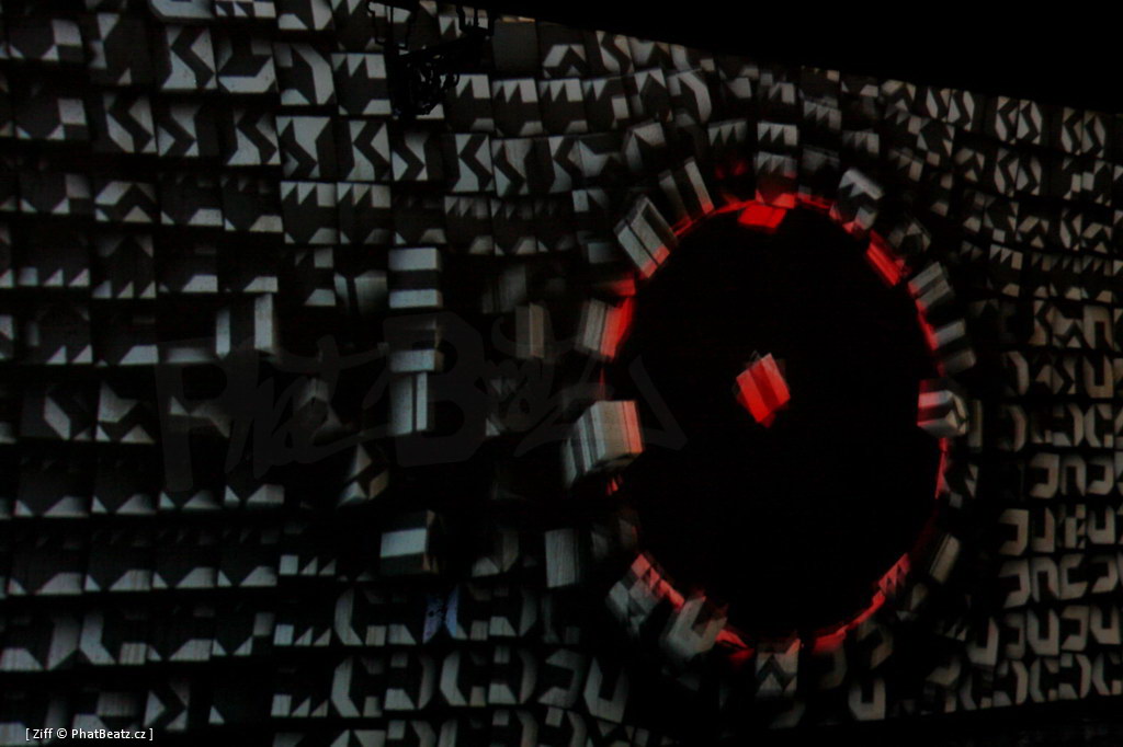 Signal_2013_63