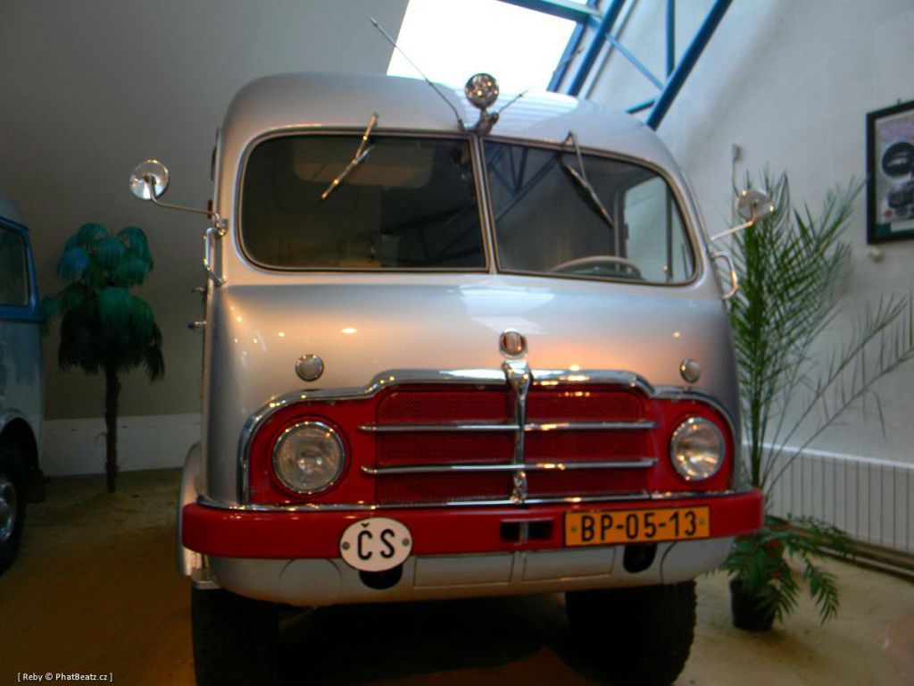 TATRA_37
